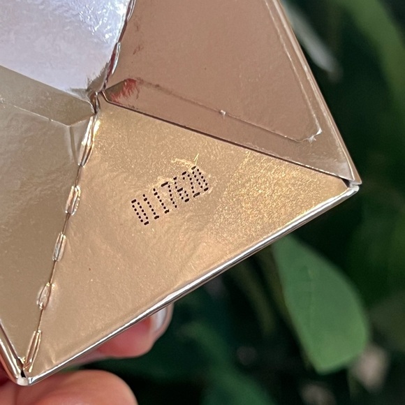 SARA HAPP • THE LIP SLIP • ONE LUXE BALM - Picture 6 of 6